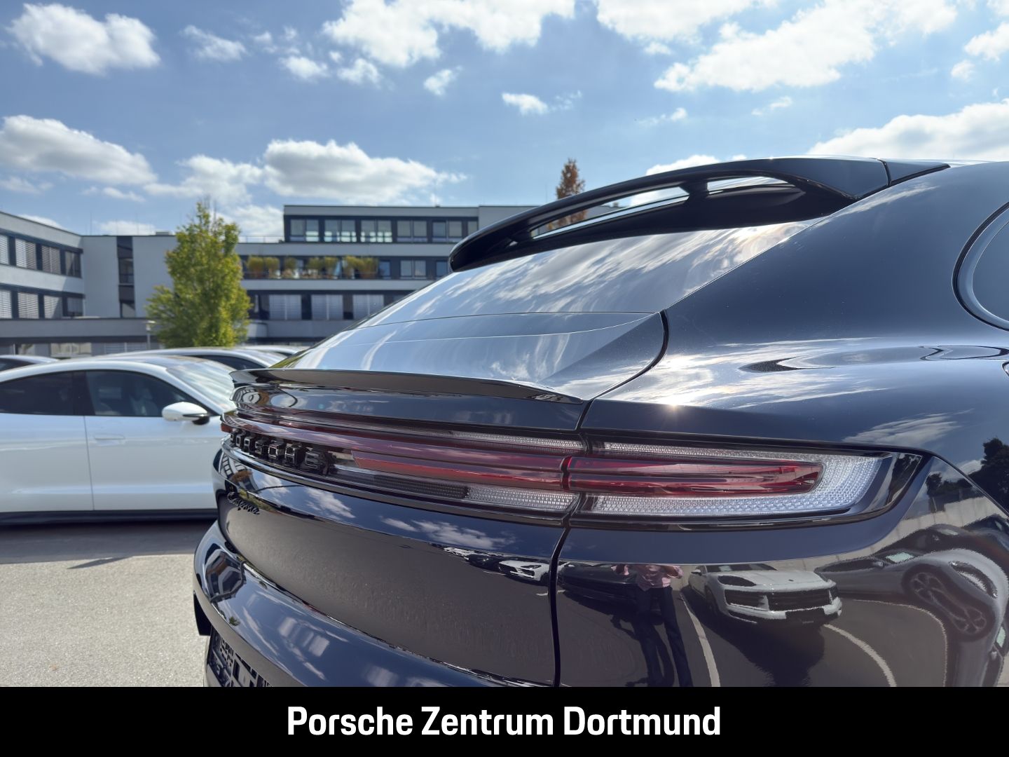 Porsche Cayenne Coupe LED-Matrix Surround-View Head-Up