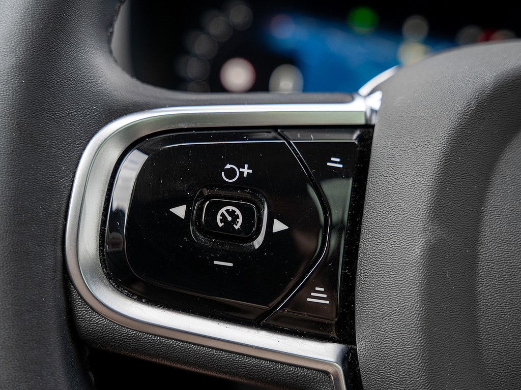 Volvo V60 Cross Country B5 AWD Ultimate 360° PANO HUD