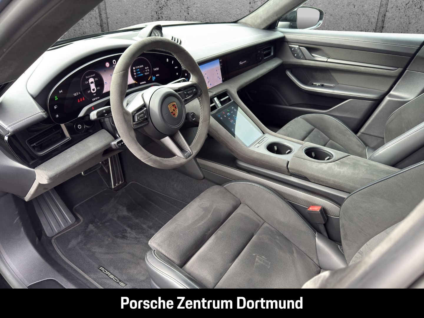 Porsche Taycan GTS Head-Up LED-Matrix Surround-View