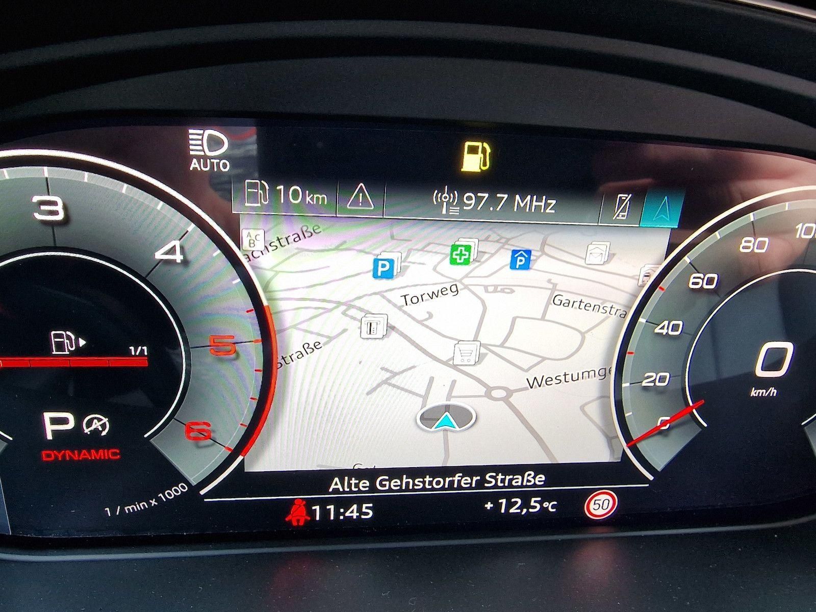 Audi Q5 Sportback 40 TDI quattro S line - Samsaru's Car Outlet