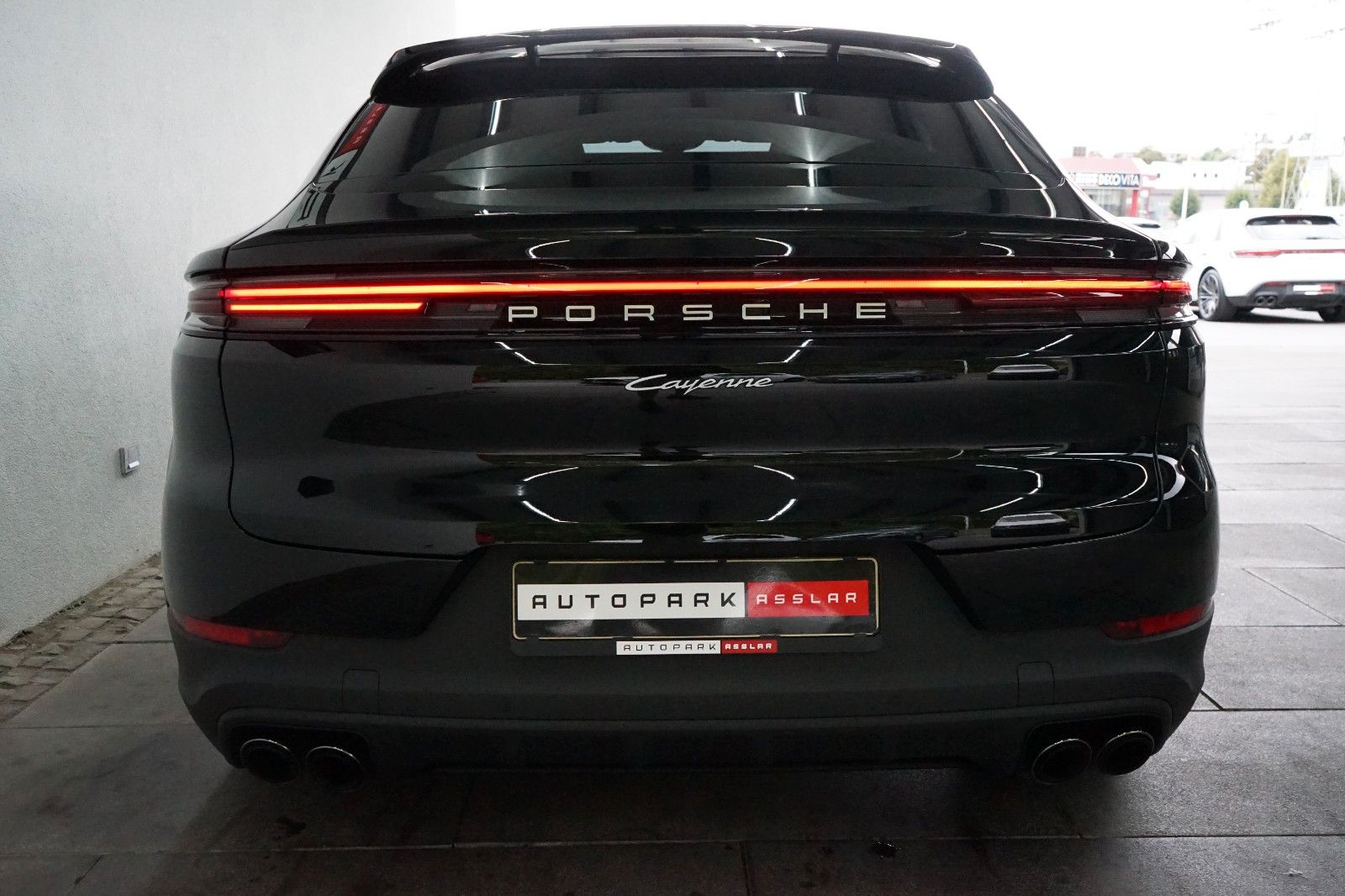 Porsche Cayenne Coupe E-Hybrid/P-DiSPLAY/BOSE/ACC/ACC/18