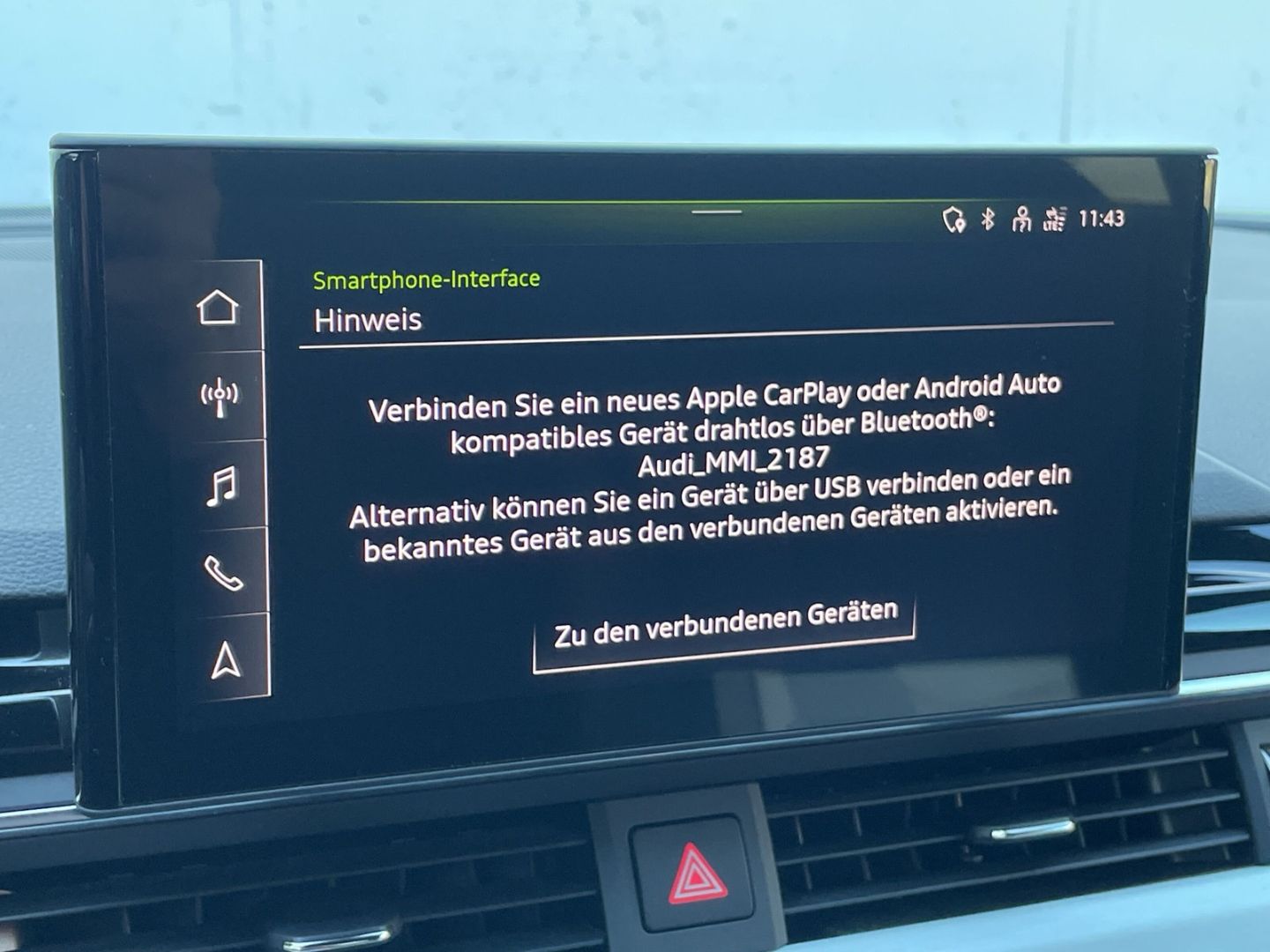 Audi A4 40 TFSI Avant S line quattro Matrix/AHK/Pano/
