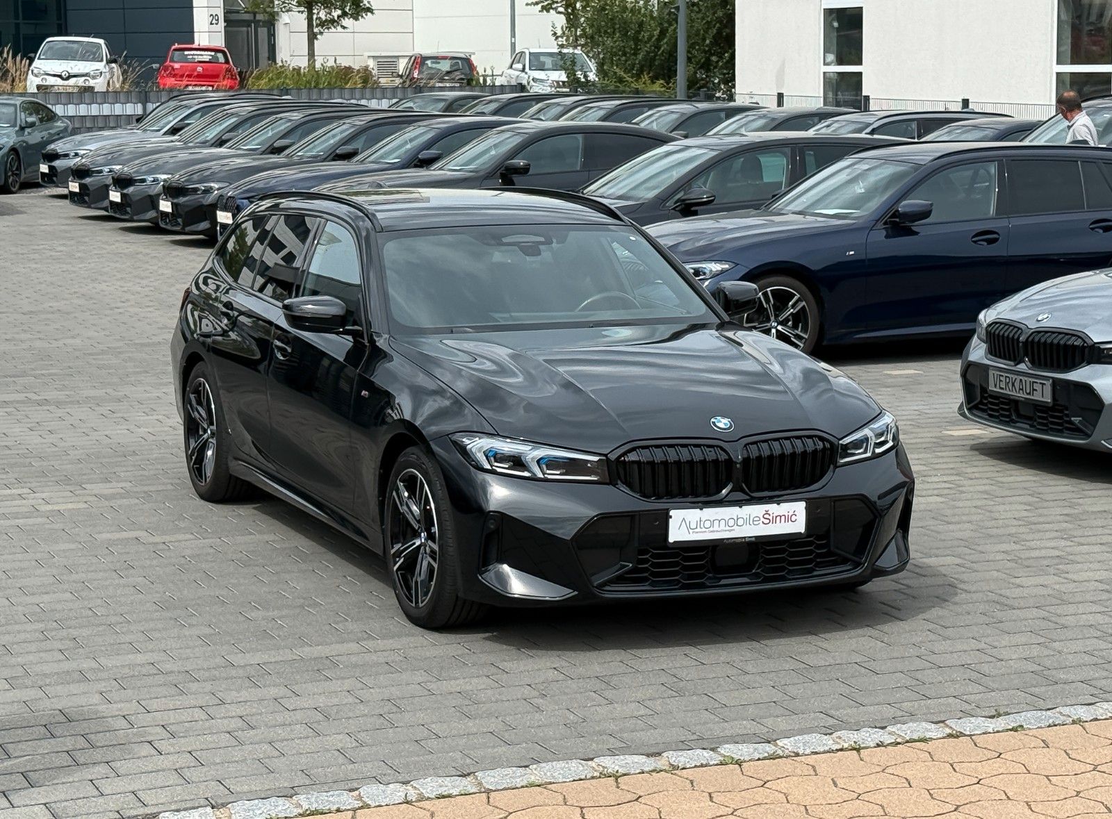 BMW 320d xD M Sport HuD AHK hifi StHzg 360° memory