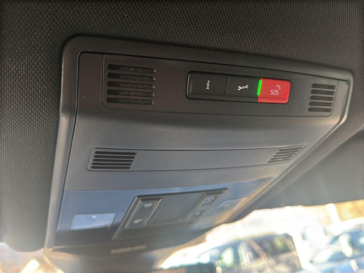 Volkswagen T-Roc Sport 1.5 TSI DSG - Samsaru's Car Outlet