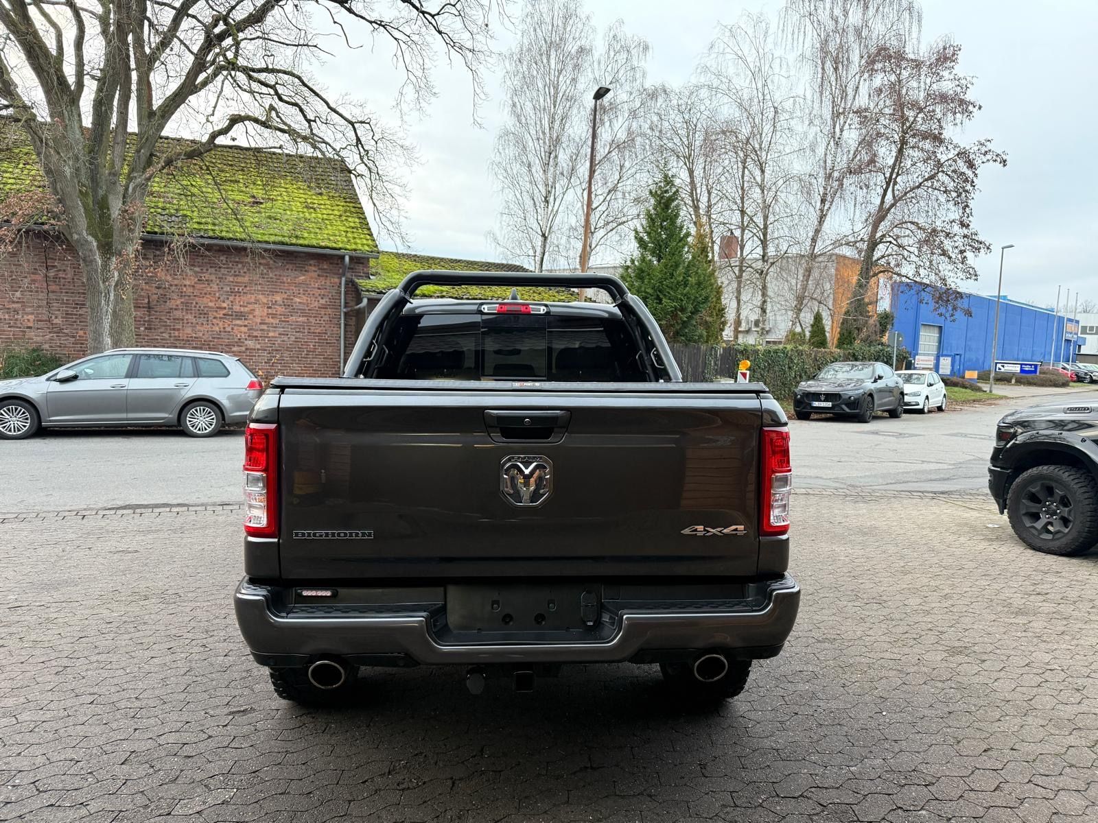 Dodge V8*4X4*AHK*NAVI*ROLLBAR*OFFROAD*LIFT*LED*SPORT*