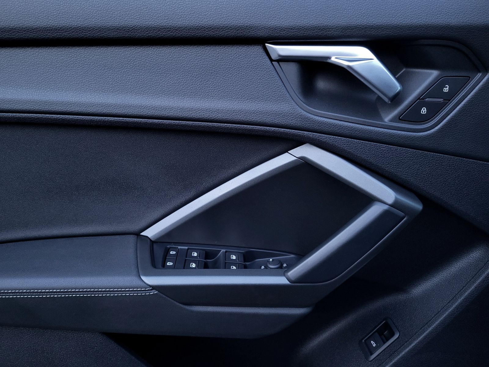 Audi Q3 Sportback 40 TFSI qu. S line R-KAM|VIRTUAL+