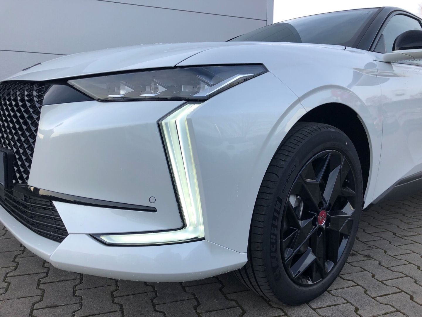 DS Automobiles DS4 Performance Line+ HUD Navi Memory Sitze 360