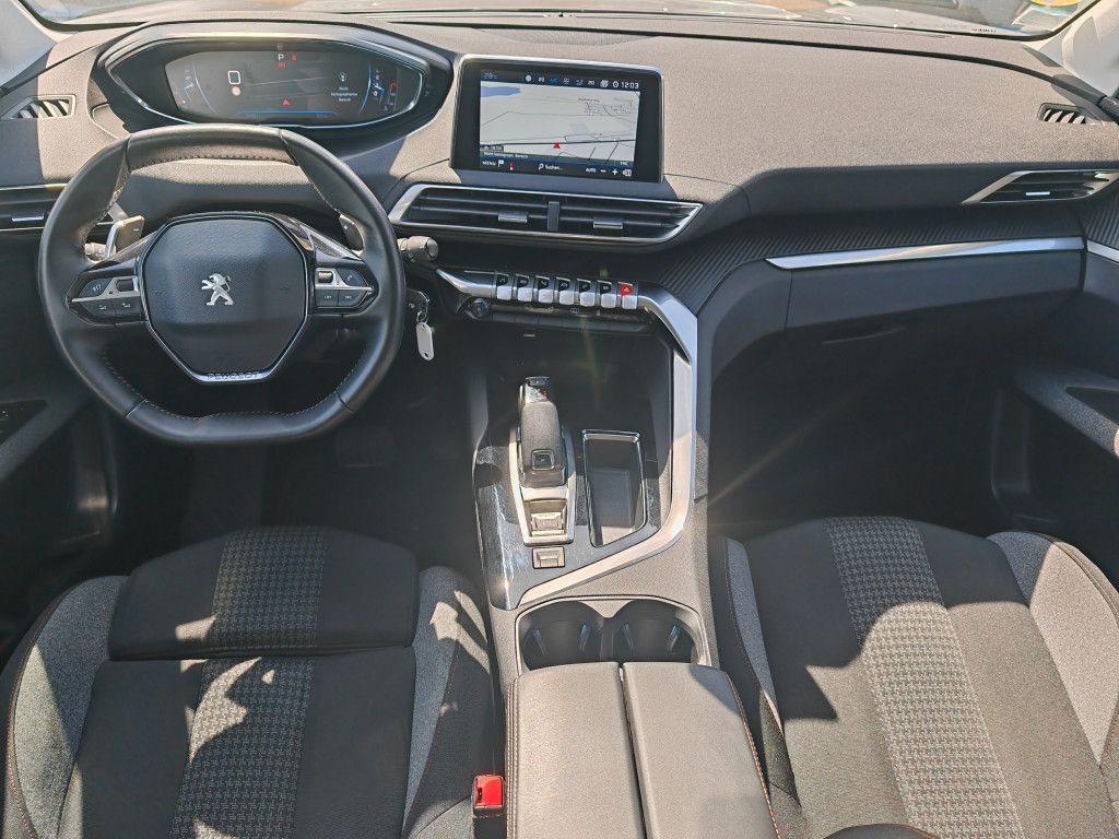 Peugeot 3008 BlueHDI 130 EAT8 KOMFORTSITZ - Samsaru's Car Outlet