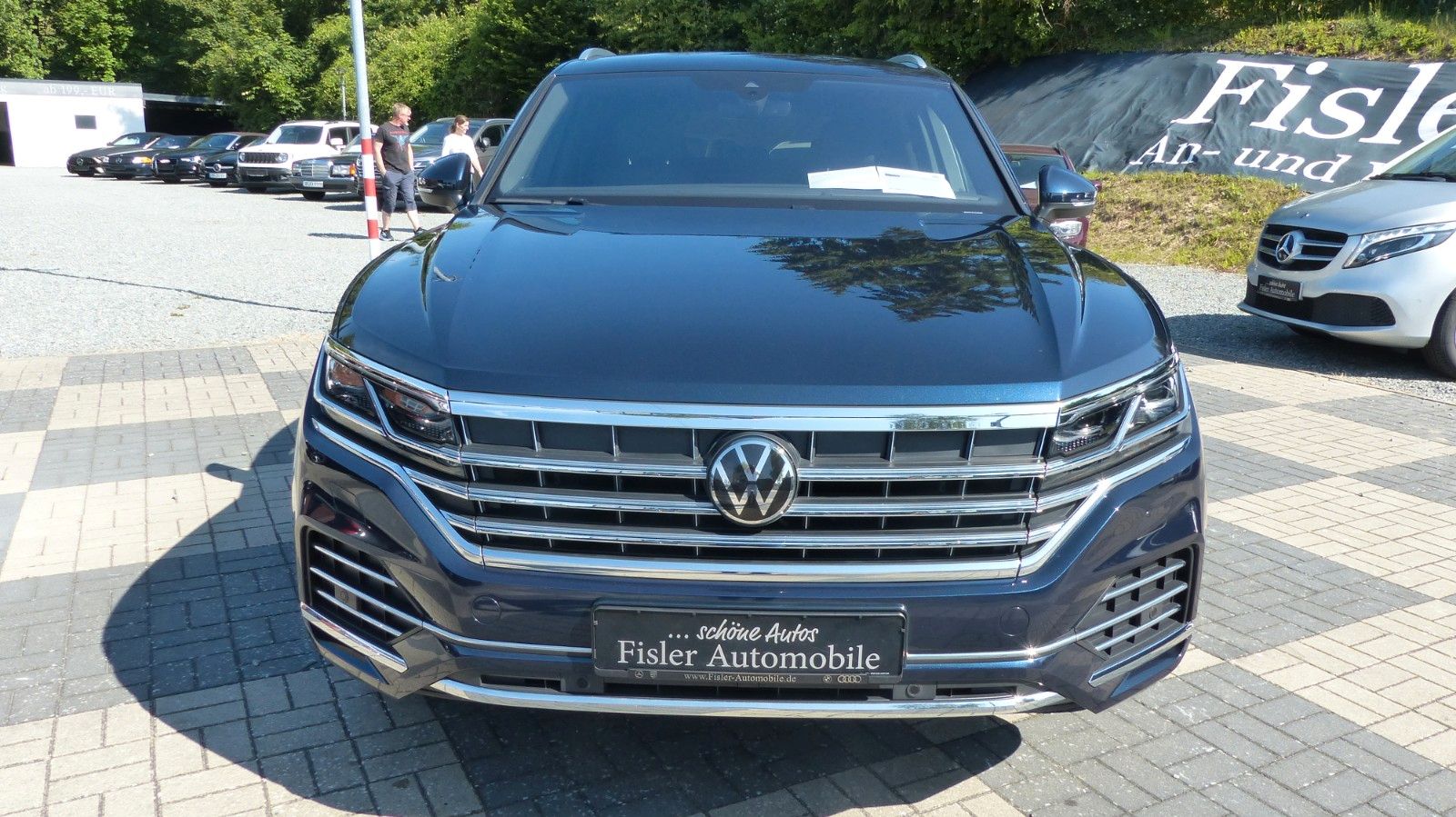 Volkswagen Touareg Elegance 4Motion - Samsaru's Car Outlet