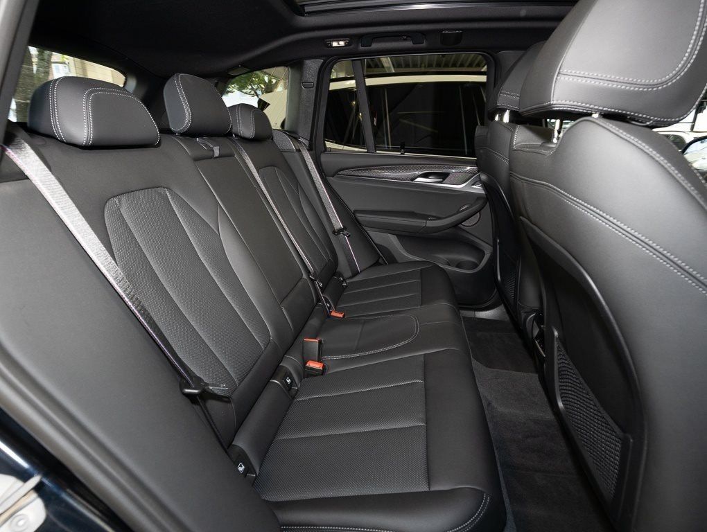 BMW X3 xDrive30d M Sportpaket - Samsaru's Car Outlet