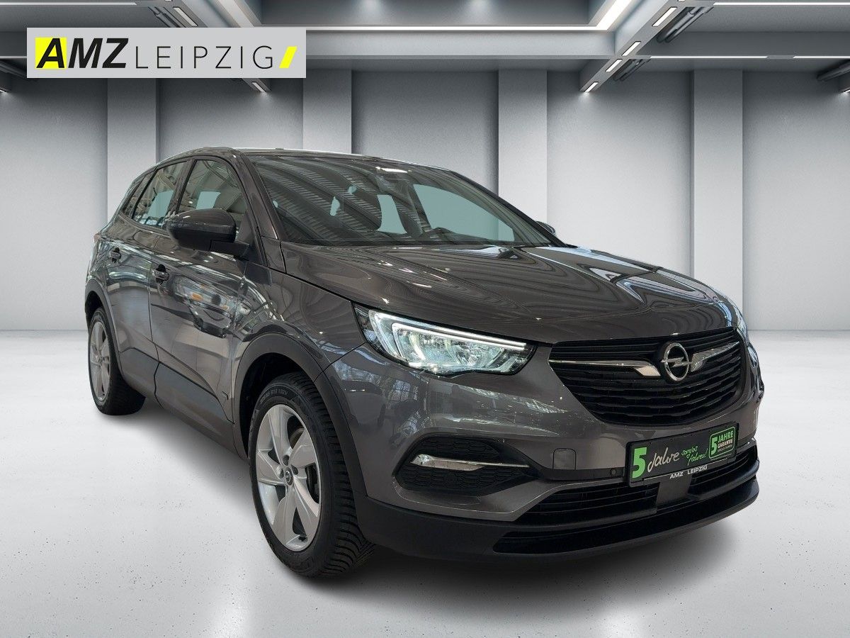 Opel Grandland 1.6 Turbo Edition - Samsaru's Car Outlet