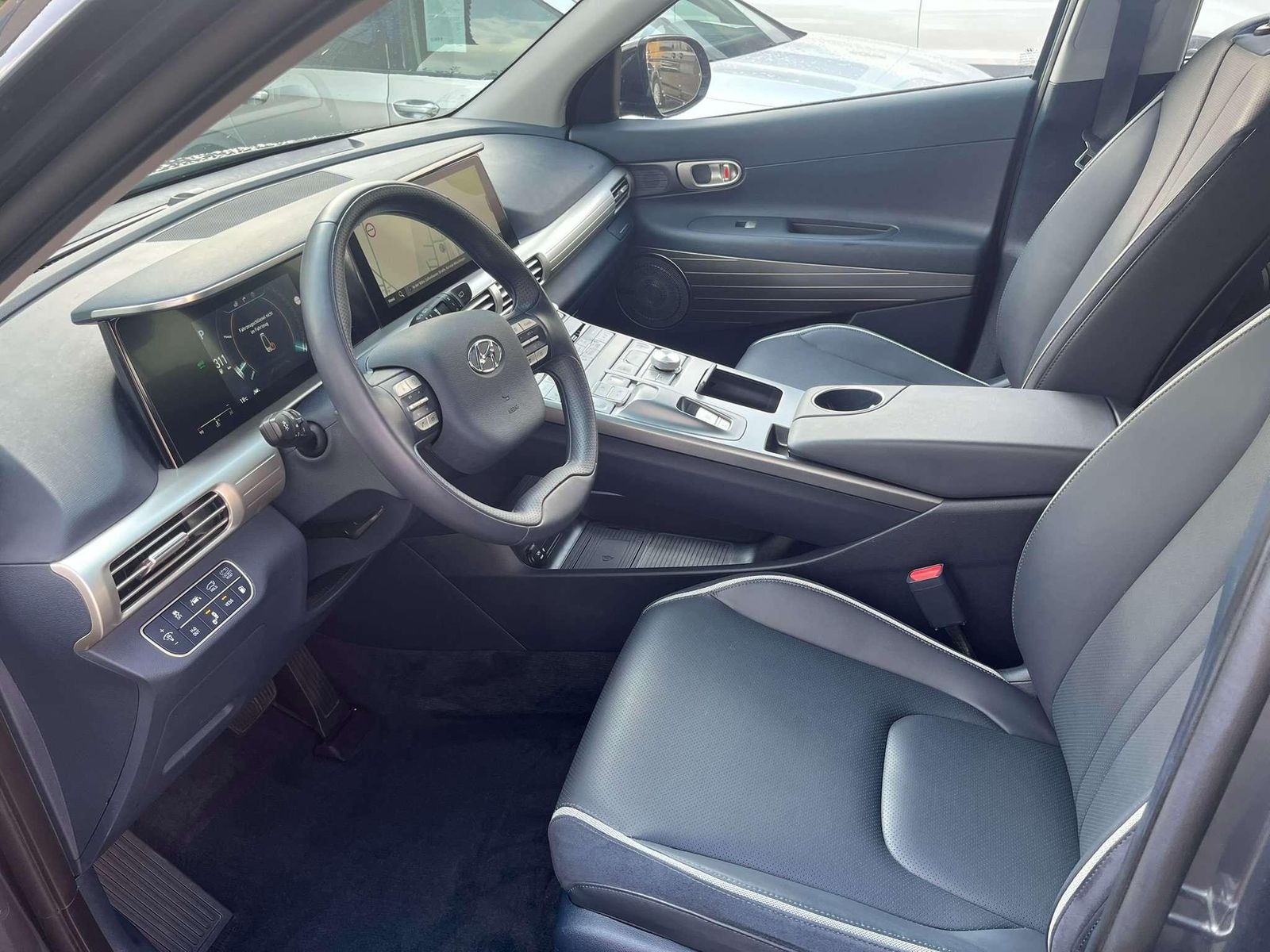 Hyundai NEXO Premium - Samsaru's Car Outlet