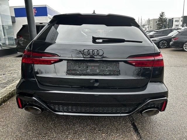Audi RS6 Performance/Black-Red/22"/Pano/B&O