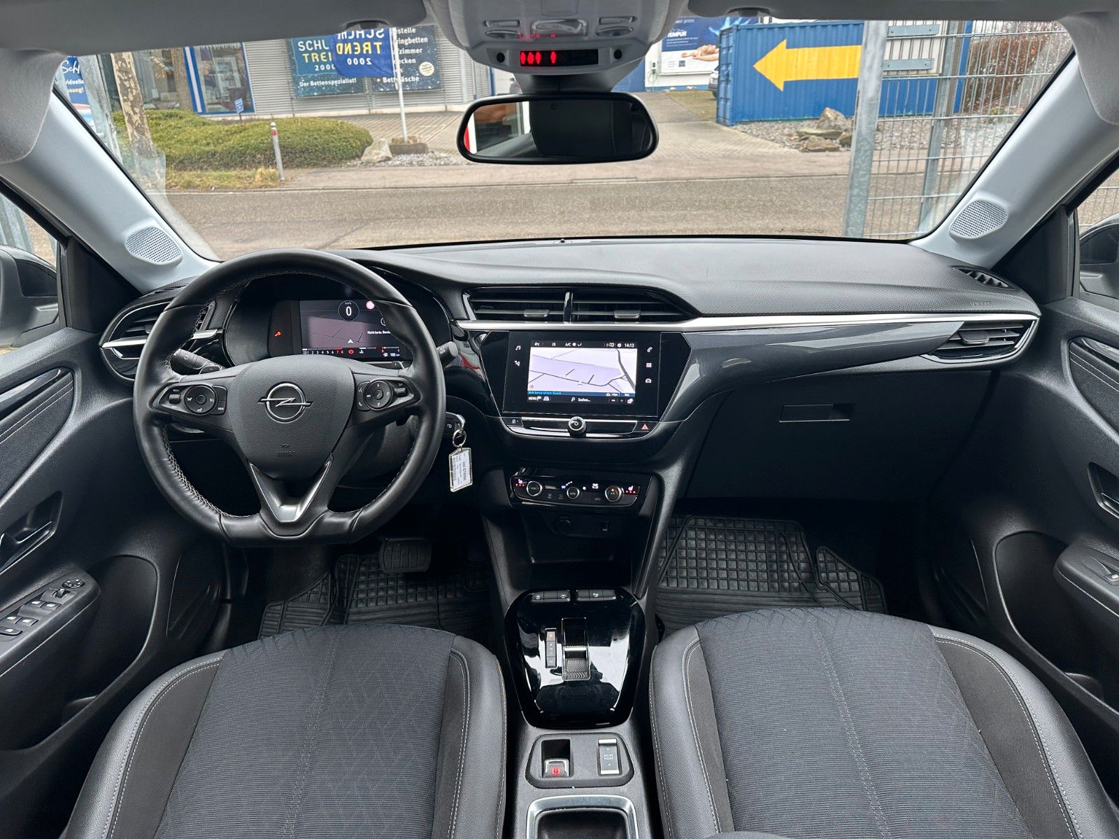 Opel Corsa 1.2 - Samsaru's Car Outlet