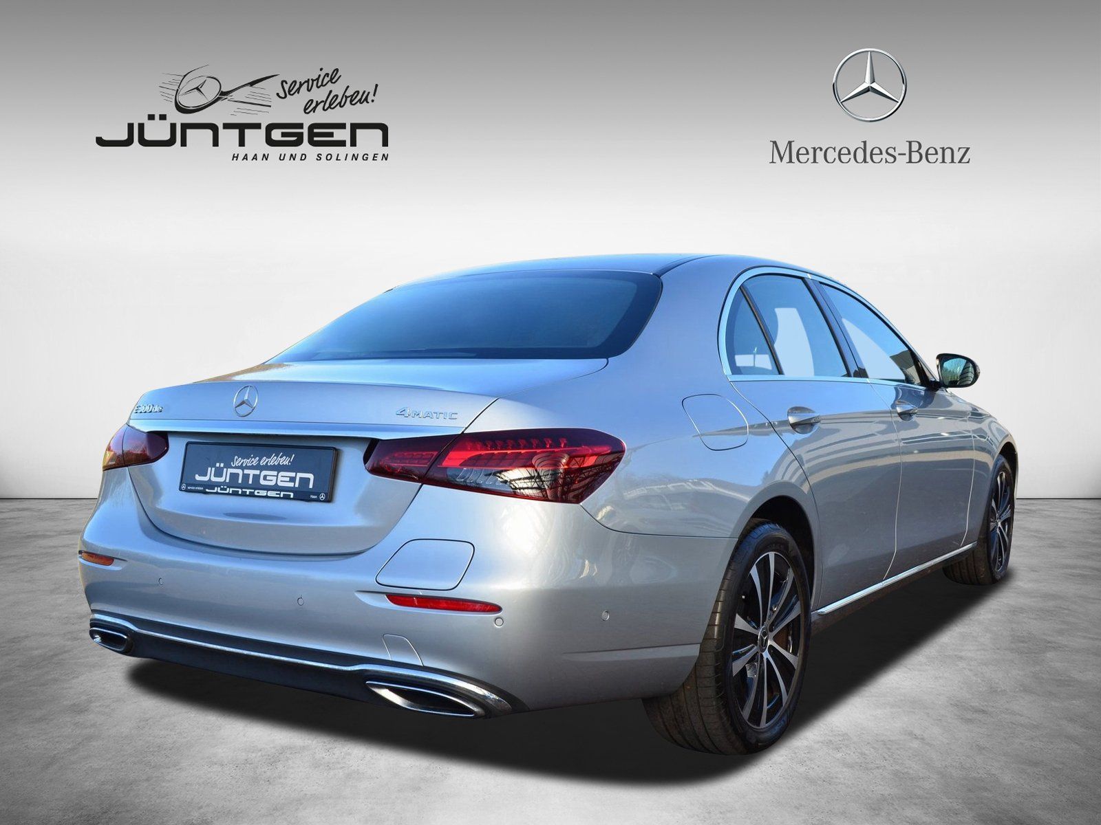 Mercedes-Benz E 300 de Exclusive 4M - Samsaru's Car Outlet