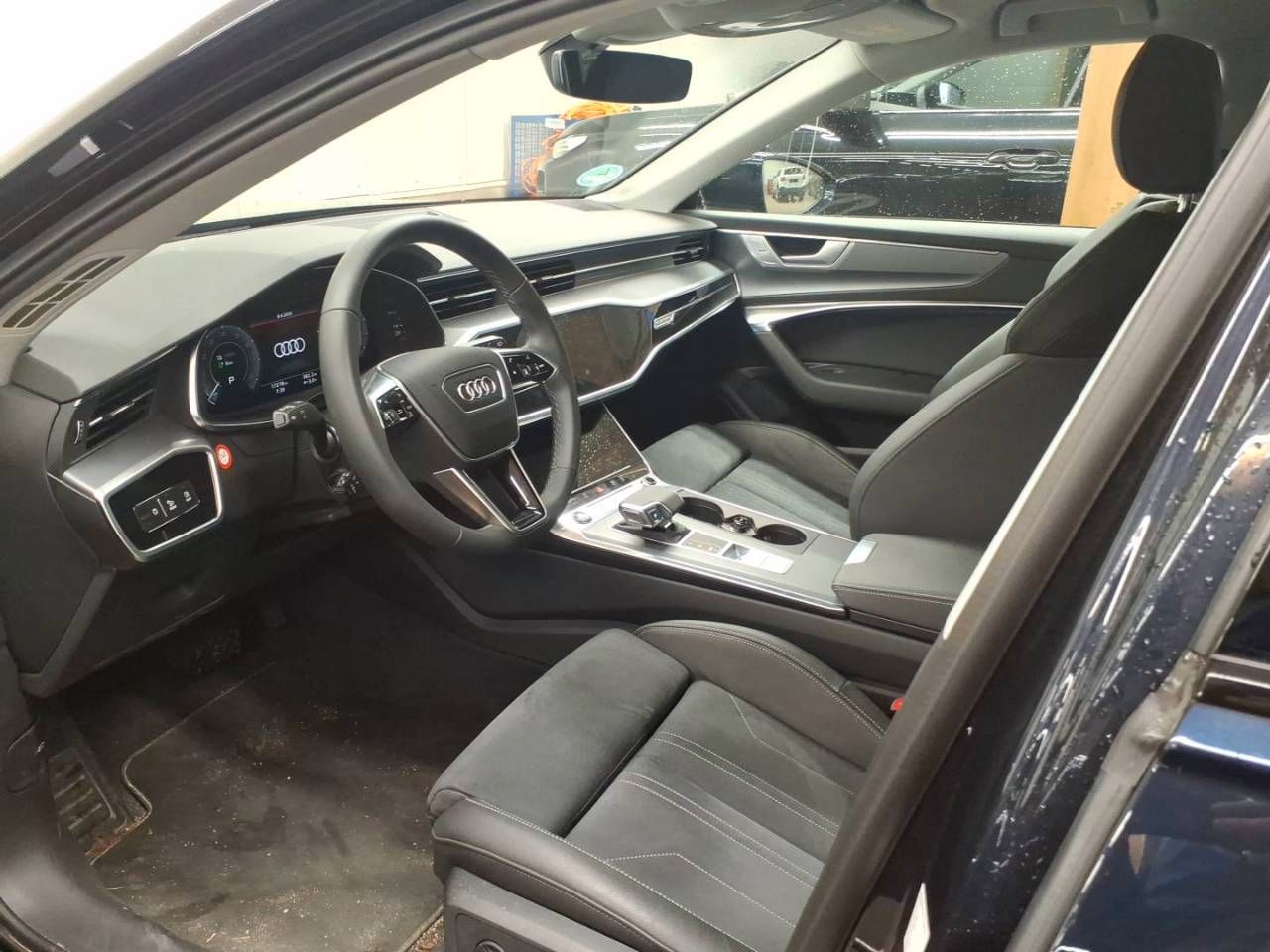 Audi A6 Avant 50 TFSIe qu S line LED 360° NAVI AHK