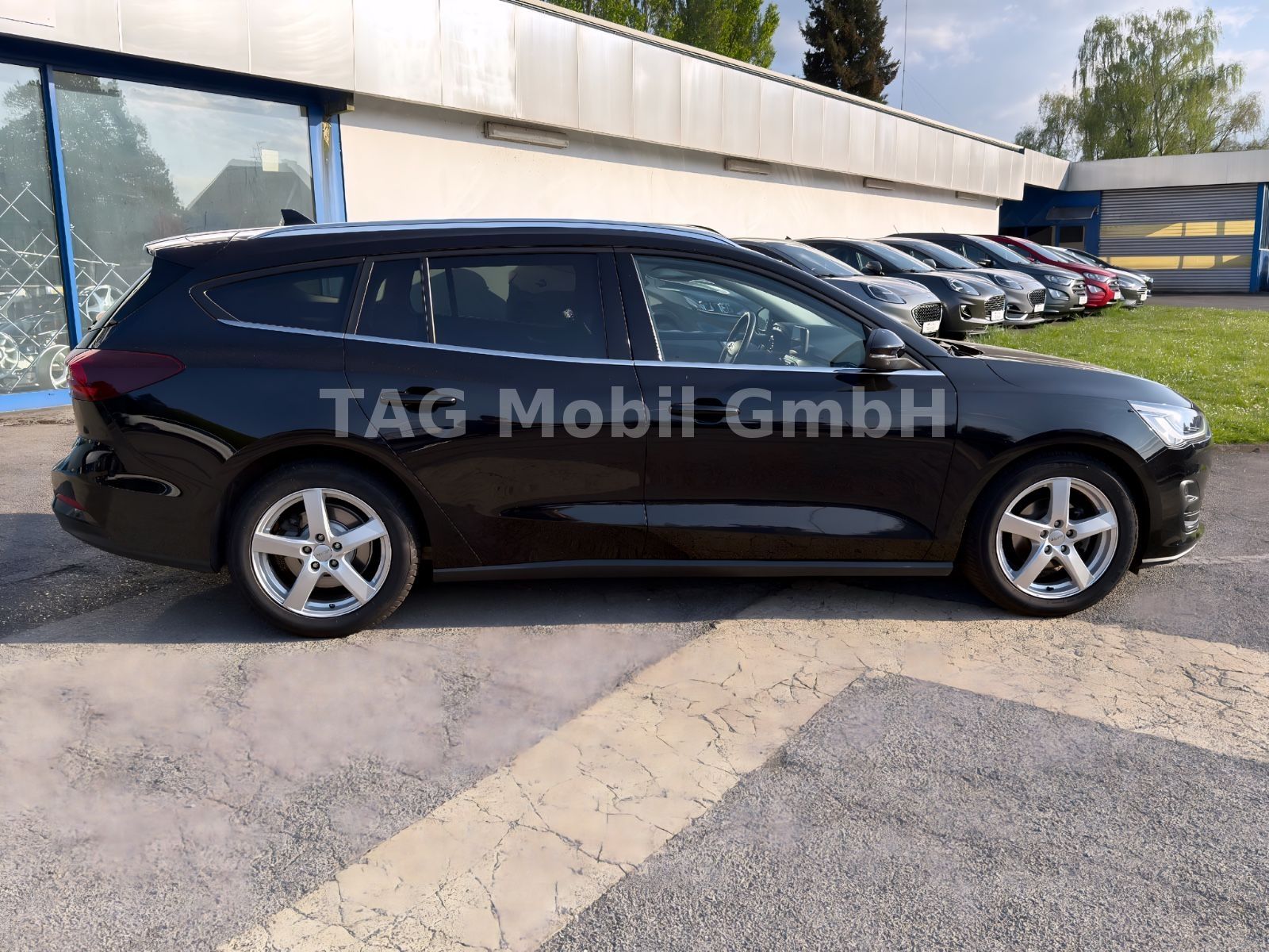 Ford Focus Titanium Turnier *TWA*LED*NAVI*SHZ*