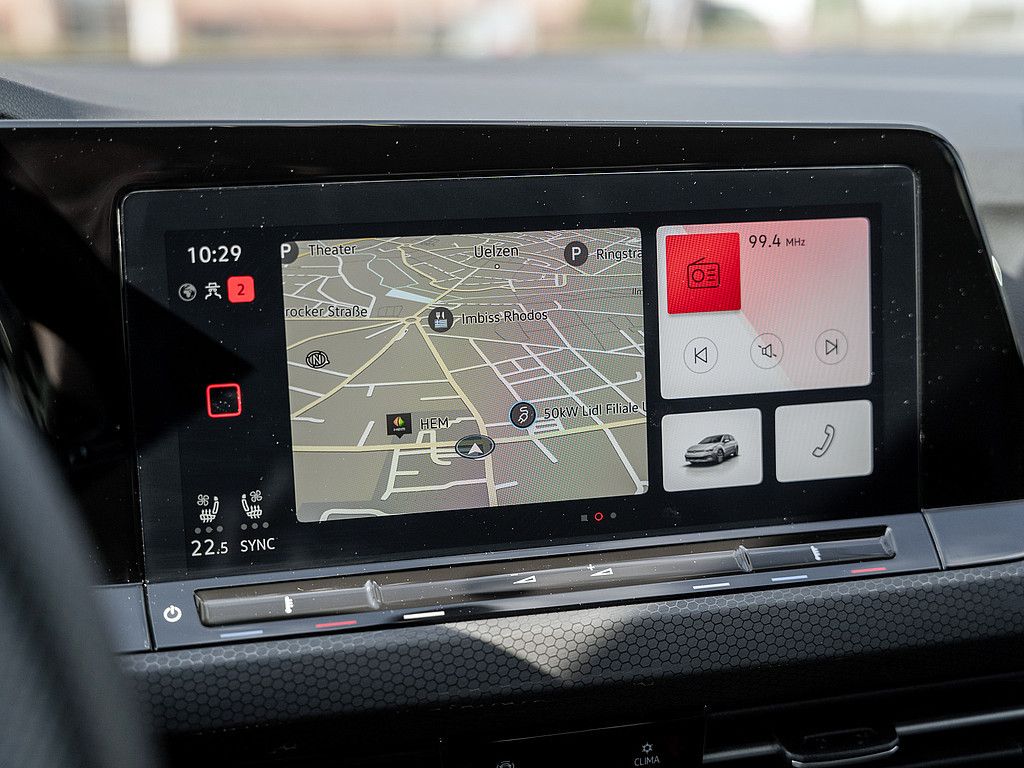 Volkswagen Golf VIII GTD 2.0 TDI AHK NAVI MATRIX SHZ KLIMA
