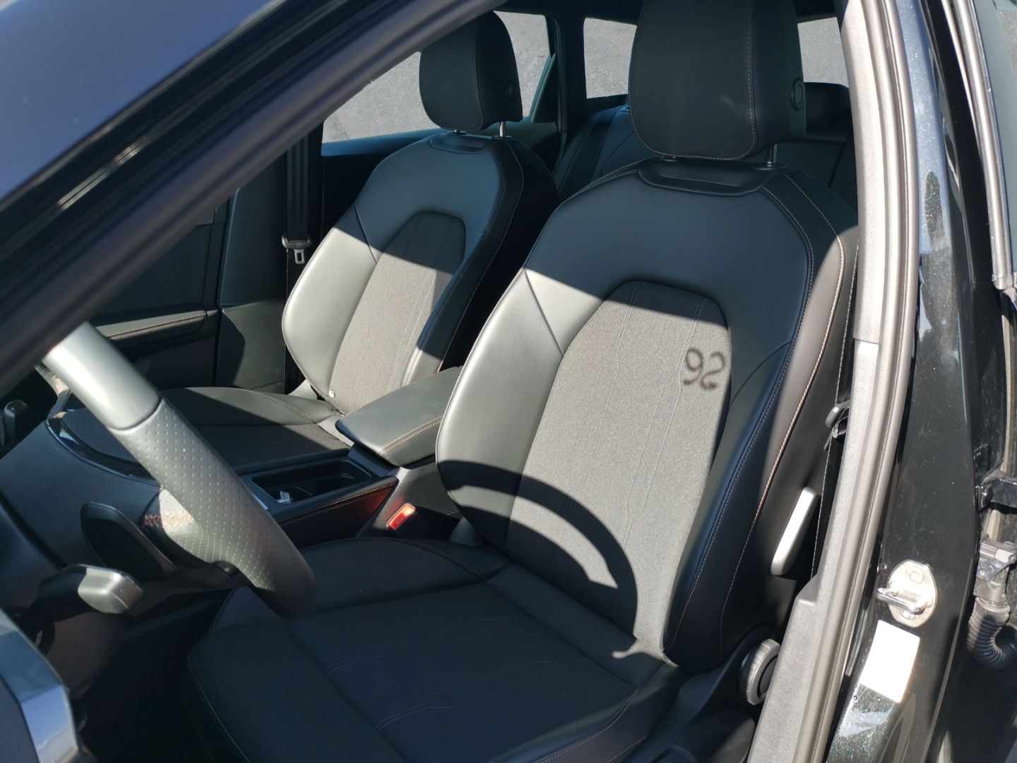 Cupra Leon SPORTSTOURER 1.5 eTSI 150PS 7G-DSG - Samsaru's Car Outlet