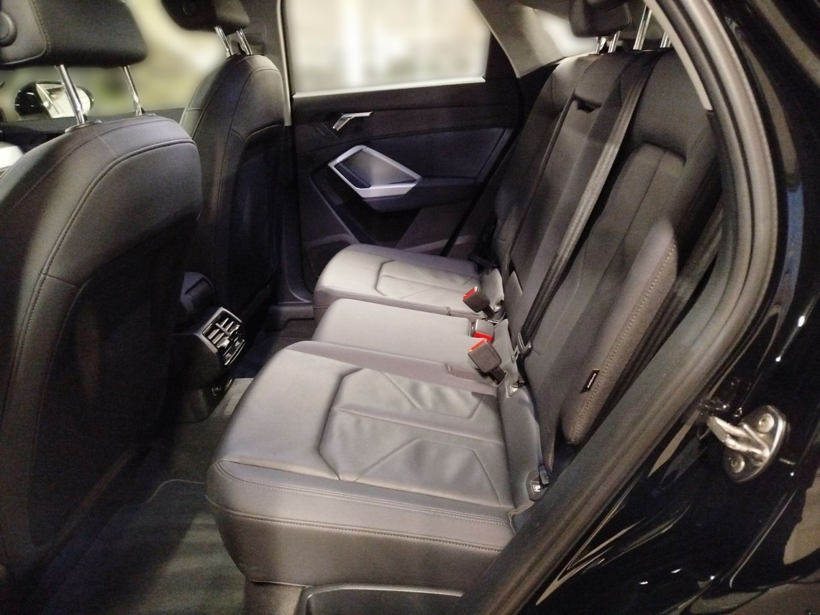 Audi Q3 Sportback 35 TDI quattro S tronic S line Navi