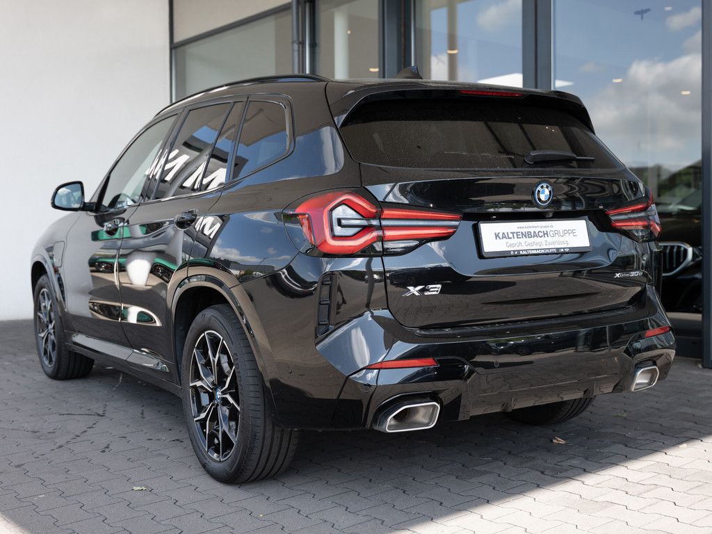 BMW X3 xDrive 30e M-Sportpaket - Samsaru's Car Outlet
