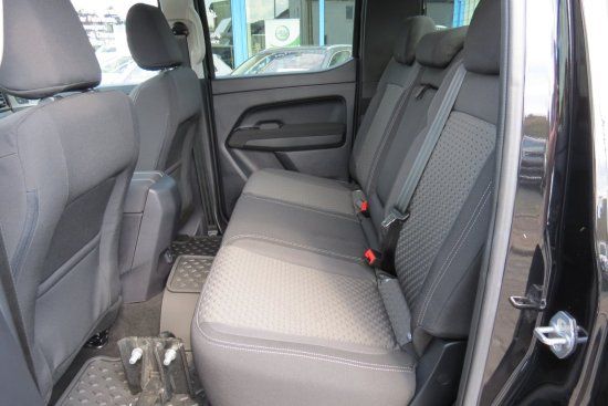Volkswagen Amarok 2.0 TDI Life 4Motion - Samsaru's Car Outlet