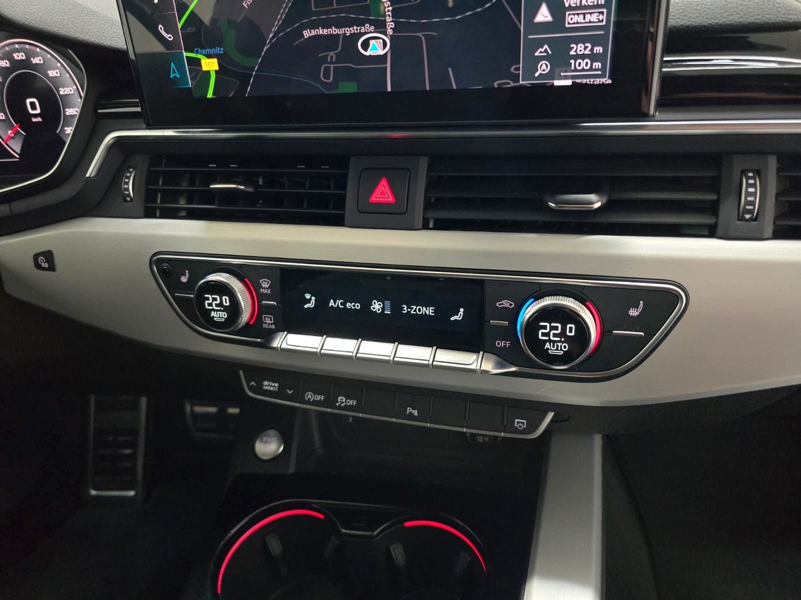 Audi A4 Avant 40 TDI qu. S Line Matrix Panorama B&O