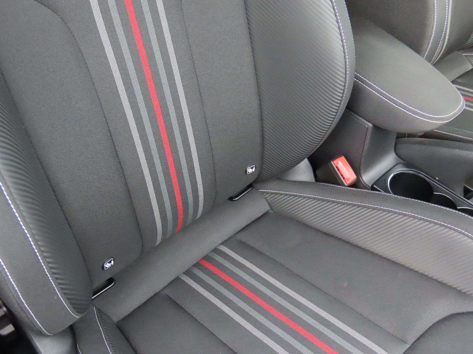 Skoda Fabia 1.5l TSI Autom. Sportsitze Klimaauto.