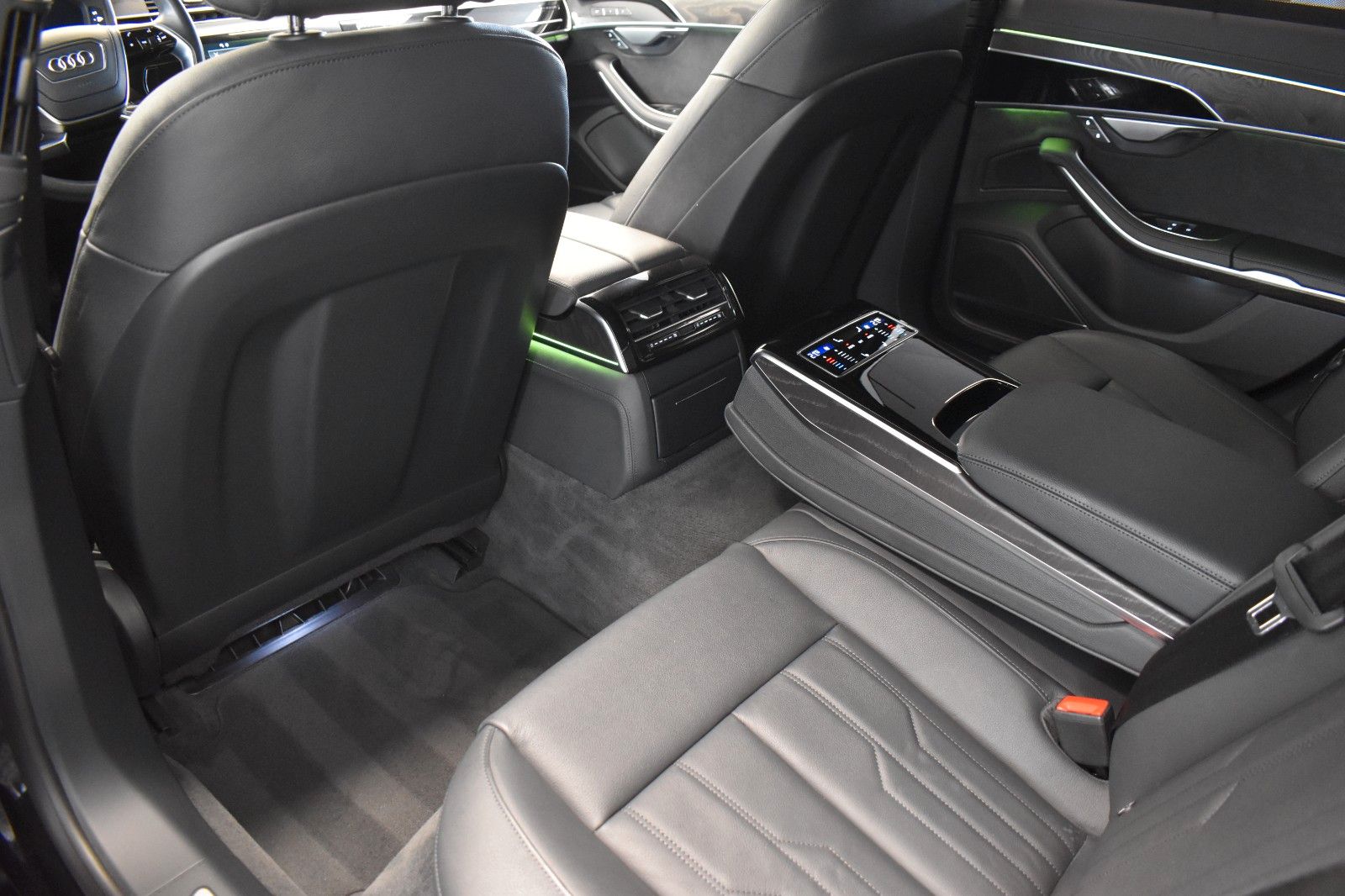 Audi A8 50 TDI quattro - Samsaru's Car Outlet