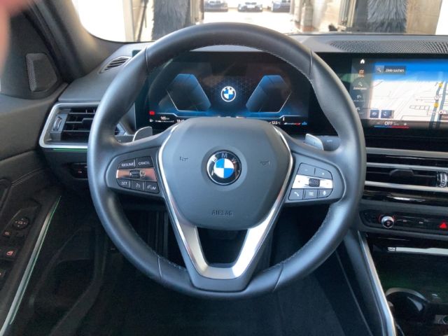 BMW 320 d xDr Lim FACELIFT AHK Navi DigitCockpit LED