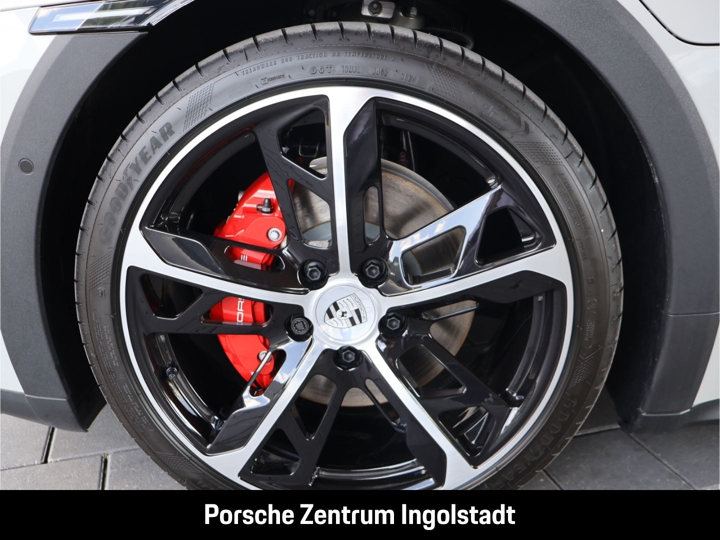 Porsche Taycan 4S Cross Turismo, 4+1 Sitze, SH 4x, Hinte