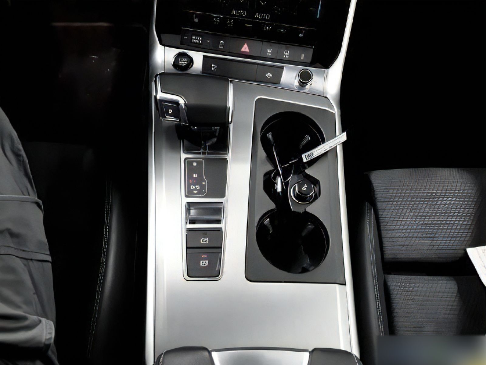 Audi A6 Avant 40 TDI quattro S Line - Samsaru's Car Outlet