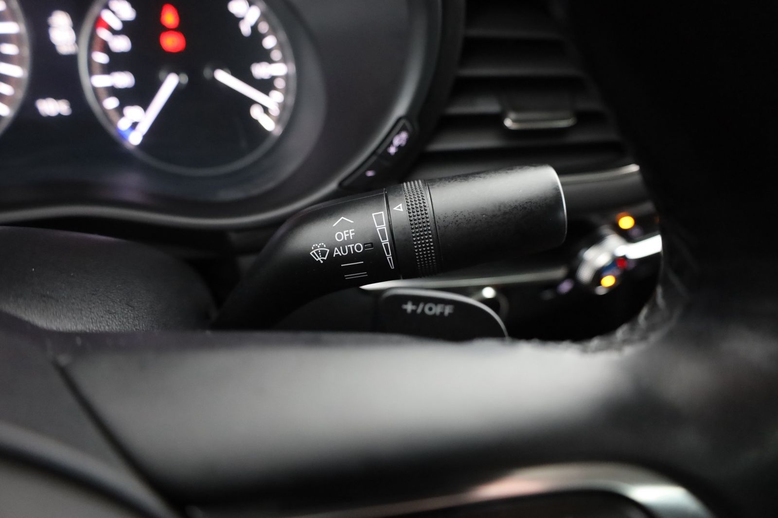 Mazda 3 2.0 SKYACTIVE-X LED Navi 360° ACC Leder Bose