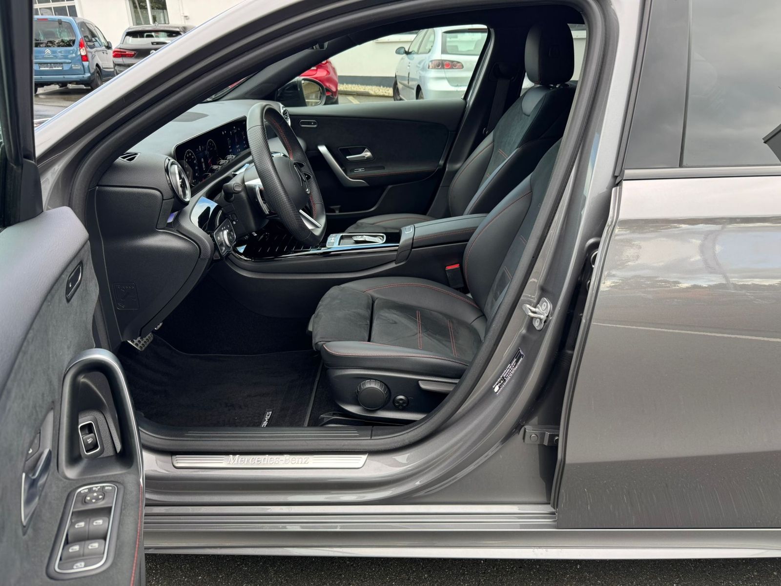 Mercedes-Benz A-Klasse Limousine 250 4Matic AMG-Line - Samsaru's Car Outlet