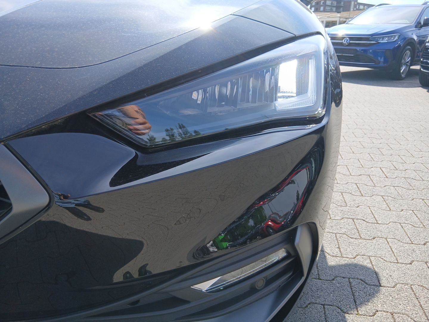 Seat Leon ST 2.0 TDI FR DSG *AHK*NAV+*Vision+*ACC*
