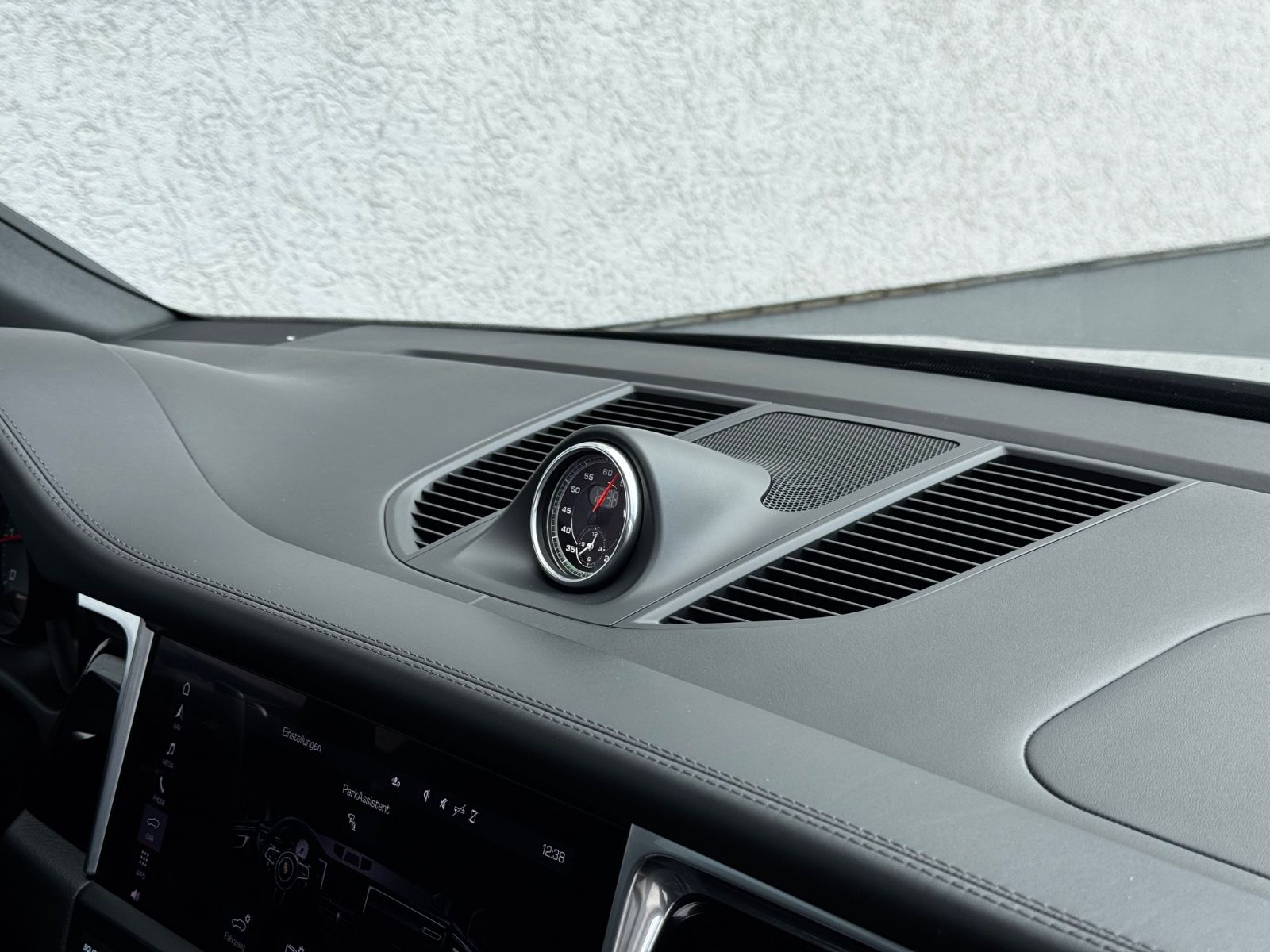 Porsche Macan S - Samsaru's Car Outlet
