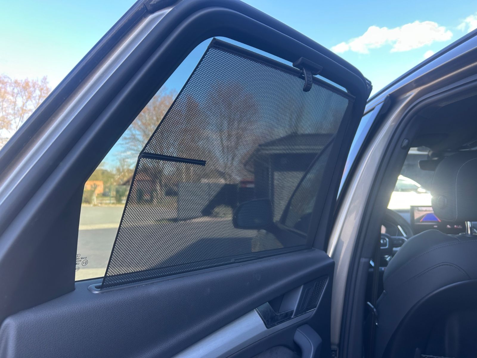 Audi Q5 40 TDI quattro S line - Samsaru's Car Outlet