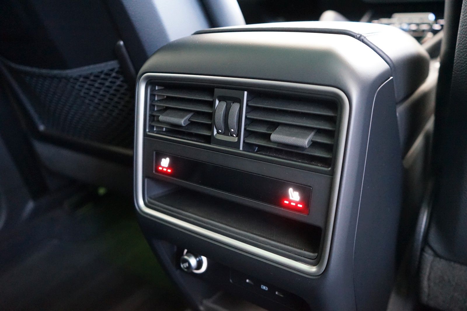 Porsche Cayenne S E-Hybrid/SportDesign/HD/PDCC/Mega-Spec