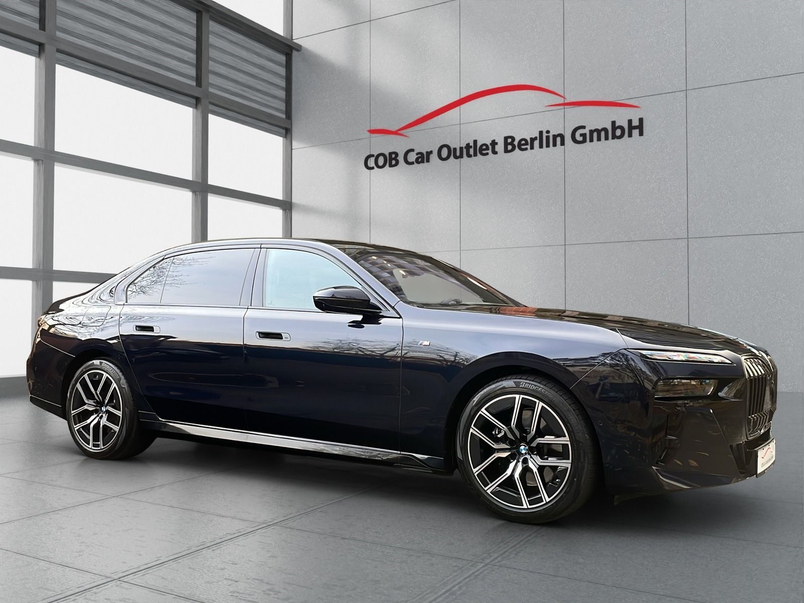 BMW 740 d xDrive M Sport Pro NP172K INDIV Theater TV