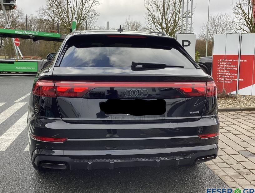 Audi Q8 50 TDI 2x S Line Pano,Standhzg,Sitzbel,AHK,Ka