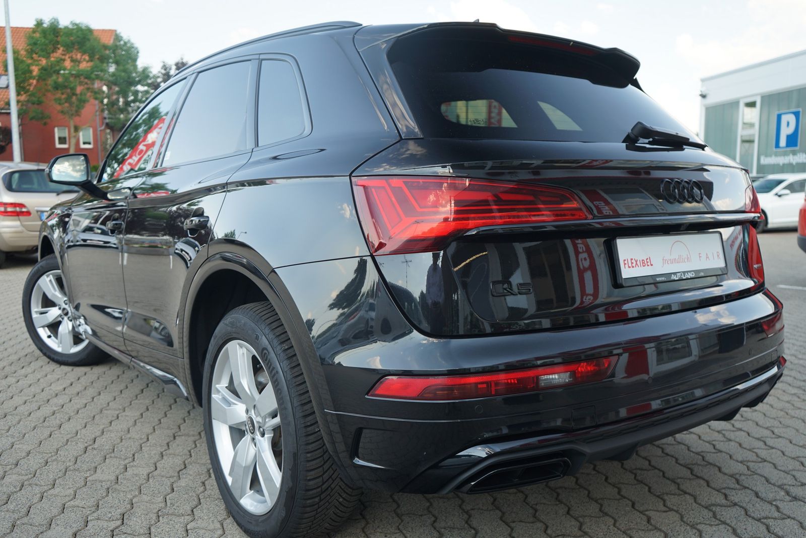 Audi Q5 Sportback 40 TDI S-Line quattro s-tronic - Samsaru's Car Outlet