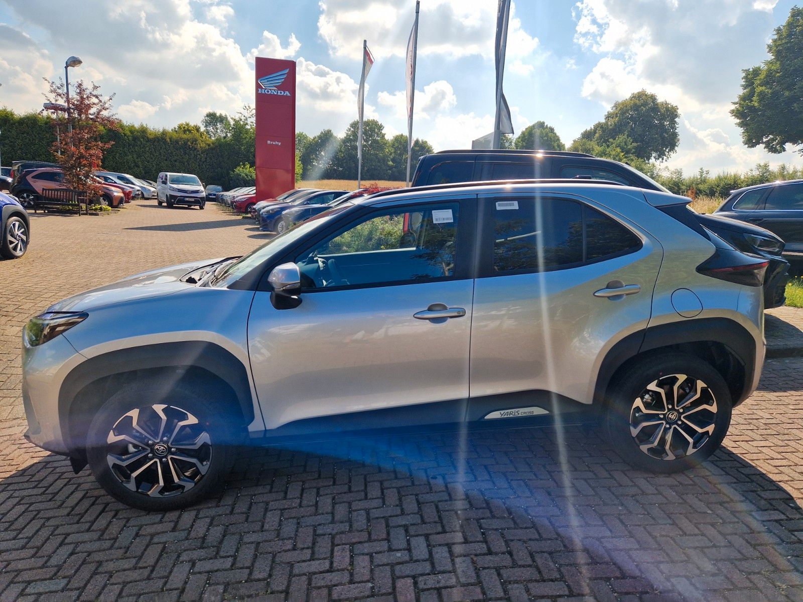 Toyota Yaris Cross 1,5 Teamplayer Safety + Winter Paket