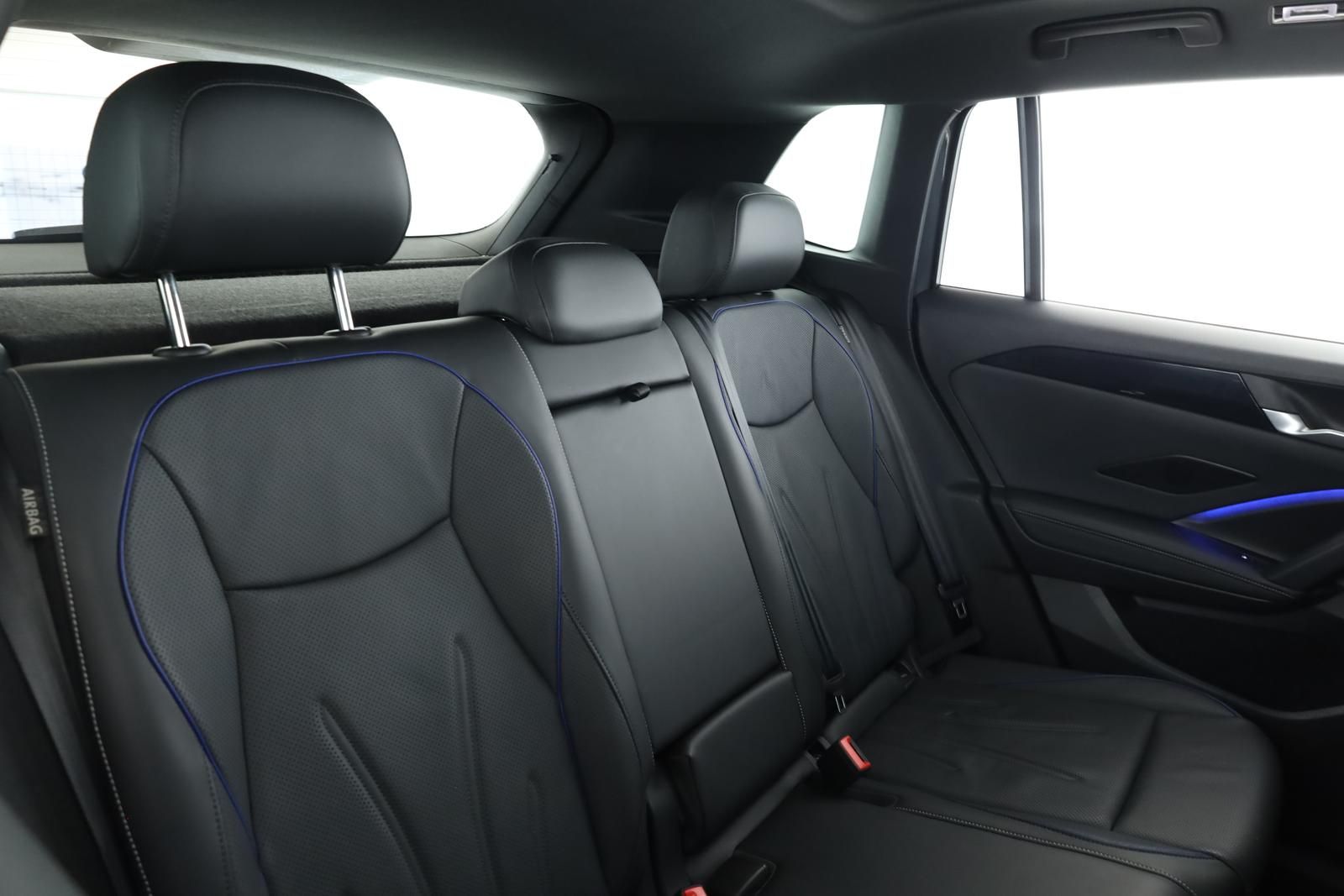Volkswagen Tiguan 2.0 TDI 4M DSG R-Line Leder Pano Navi 360