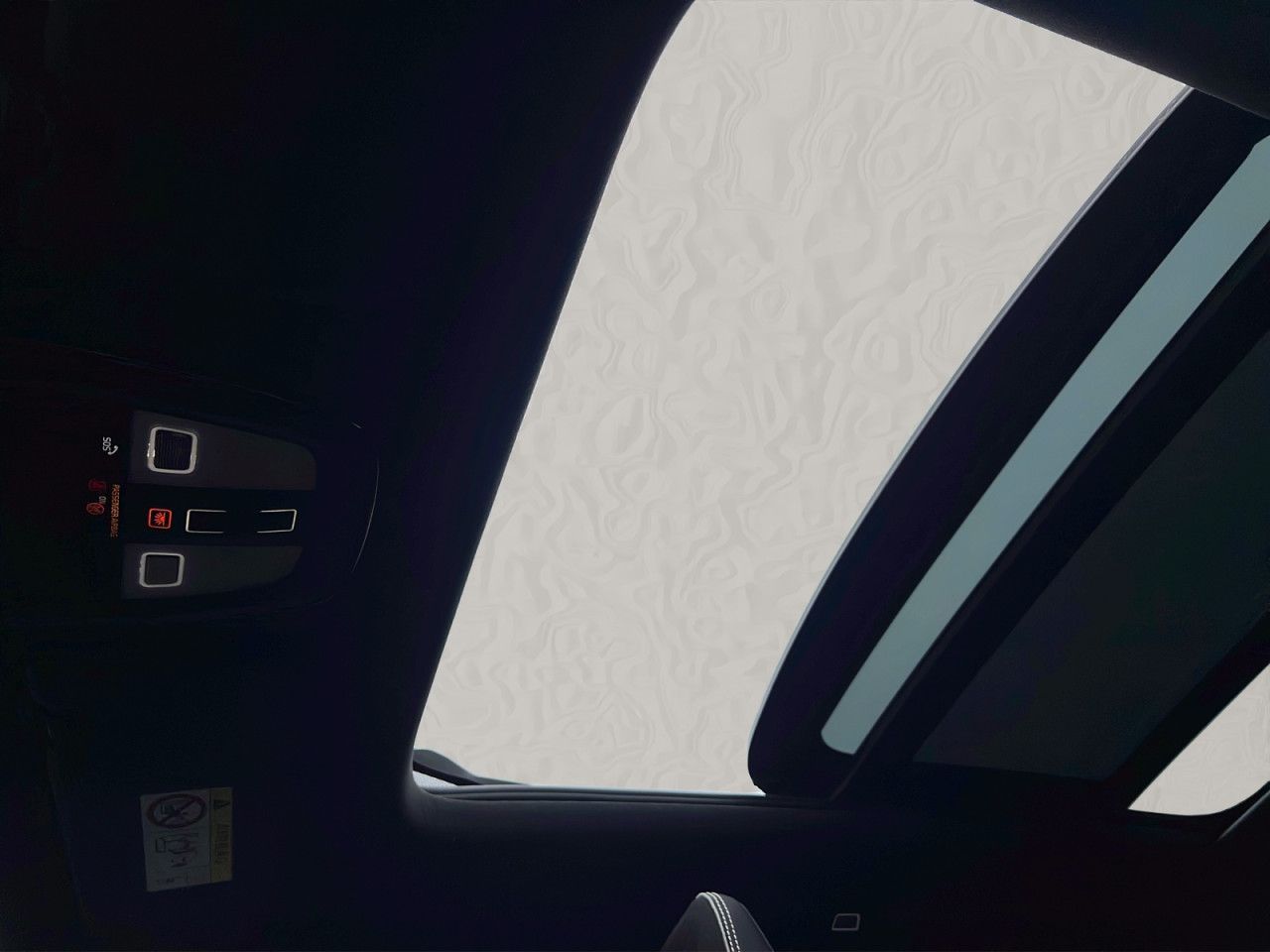 Volvo XC40 B3 Ultra Black Edition AHK BUSINESS PAKET