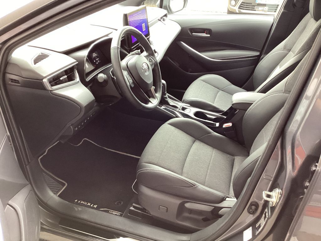 Toyota Corolla 2.0 Hybrid Touring Sports Team Deutschla