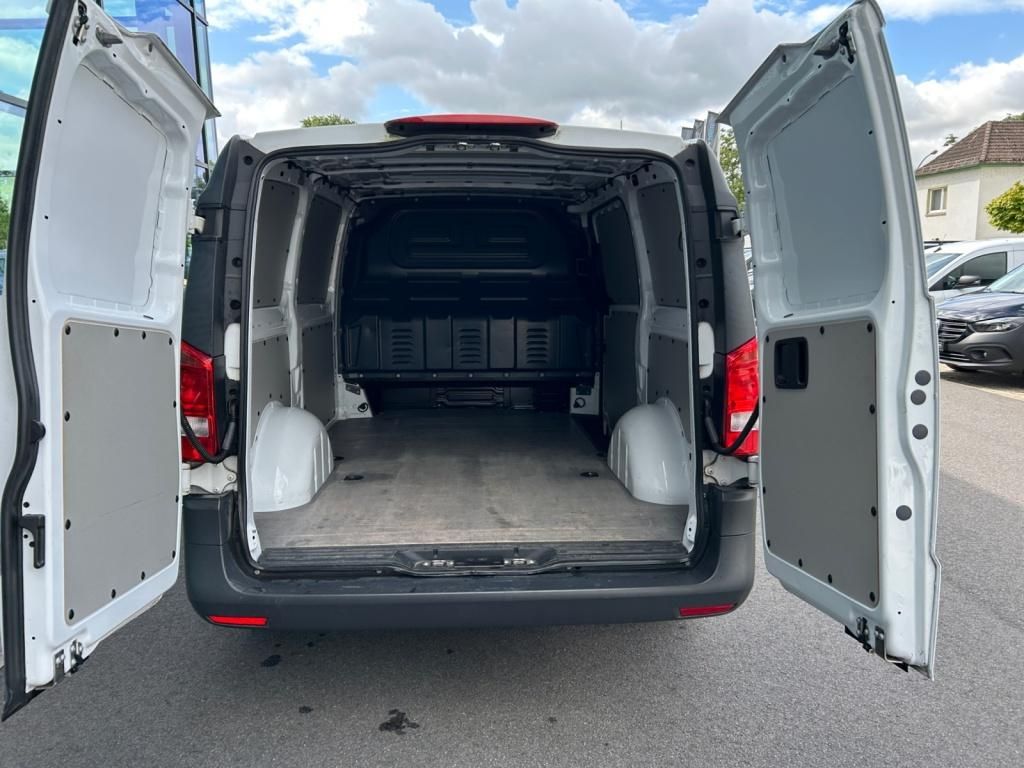 Mercedes-Benz eVito 111 Kasten Lang - Samsaru's Car Outlet