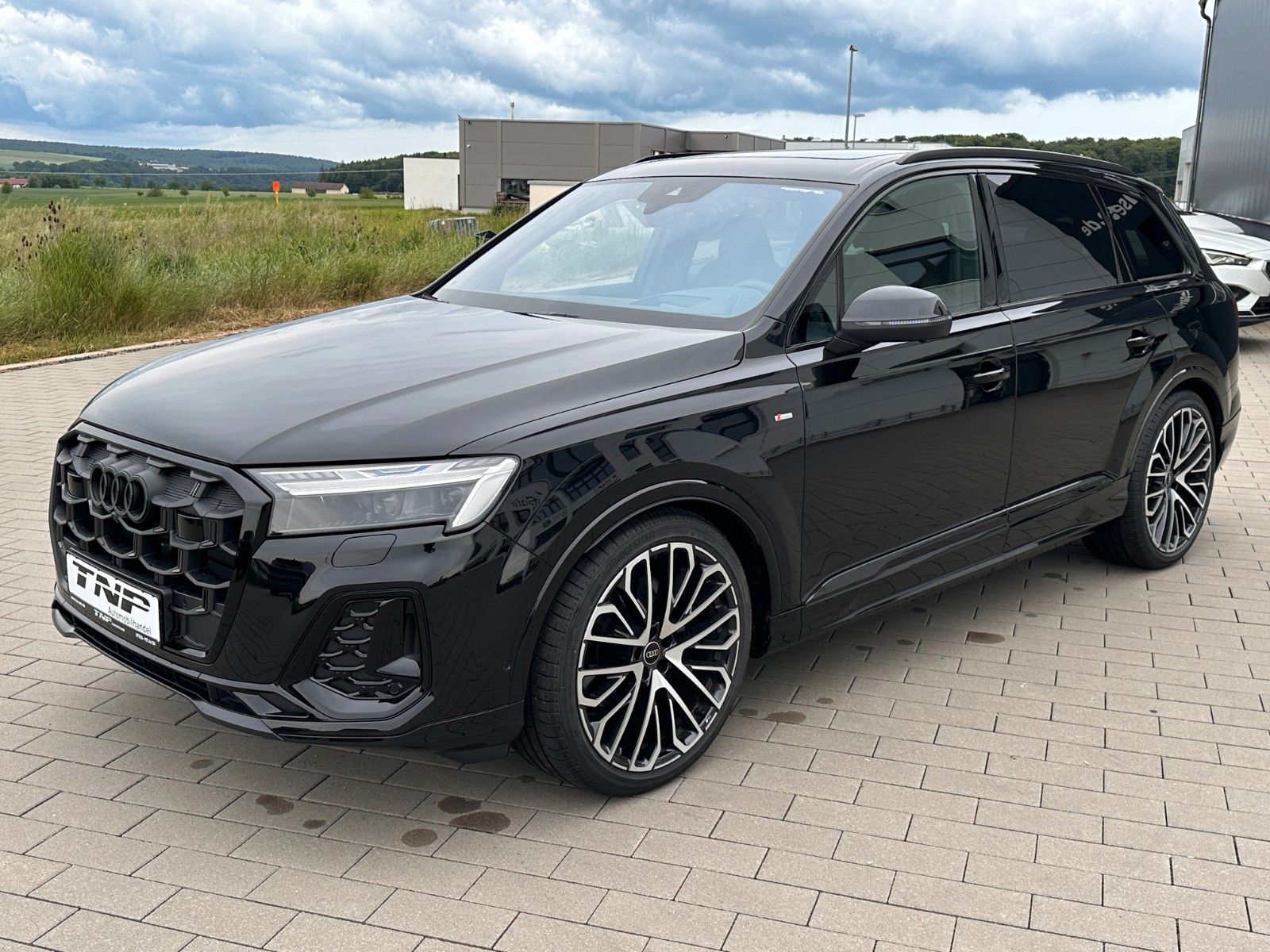Audi Q7 50 TDI S line +AHK+STANDHEIZUNG+PANO+B&O