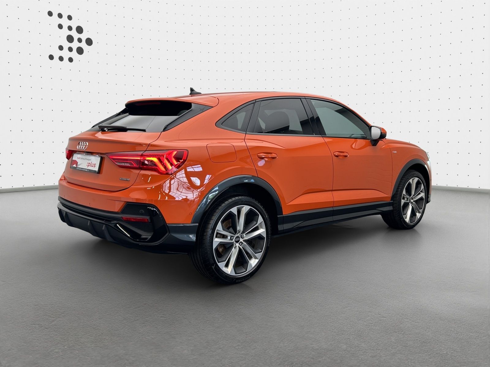 Audi Q3 Sportback 45 TFSI qu S line - Samsaru's Car Outlet