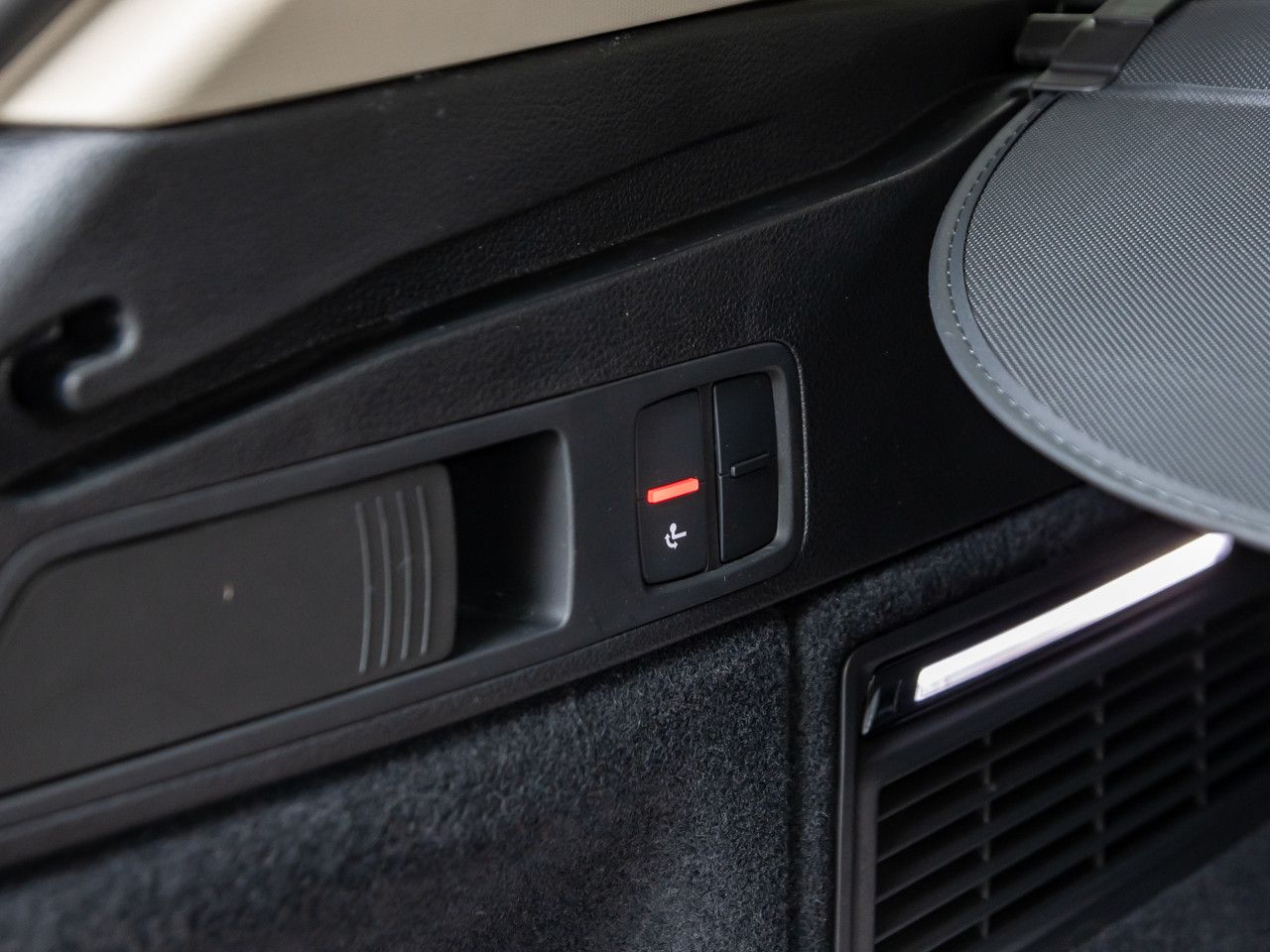 Audi Q5 40 TDI quattro - Samsaru's Car Outlet