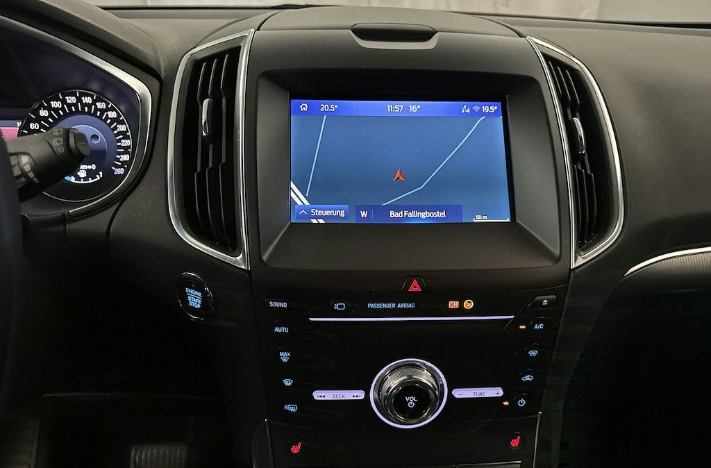 Ford Edge Titanium